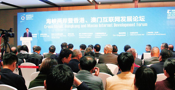澳门与香港在2025年的多彩未来，全面释义、解释与落实